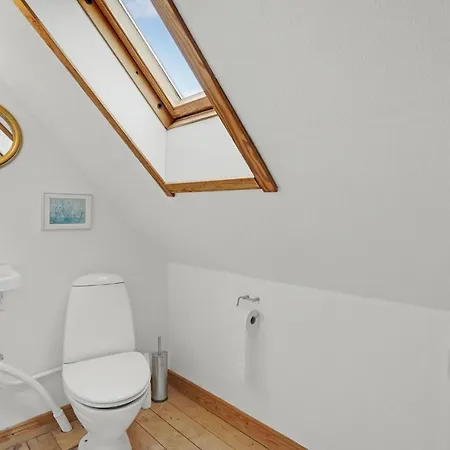 Ferienhaus Lovely In With Kitchen