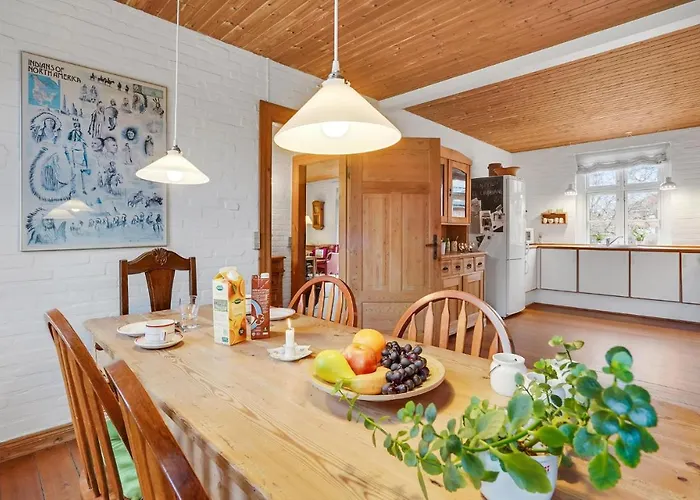 בית נופש Lovely In With Kitchen Sønderborg