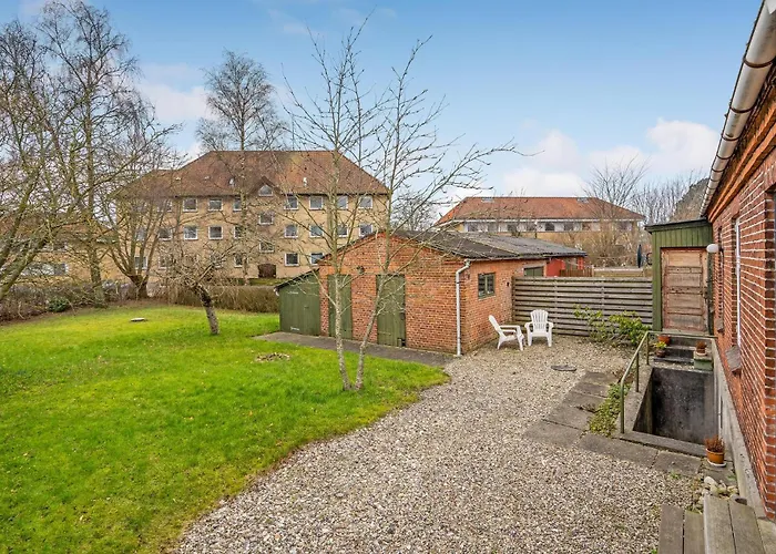 בית נופש Lovely In With Kitchen *